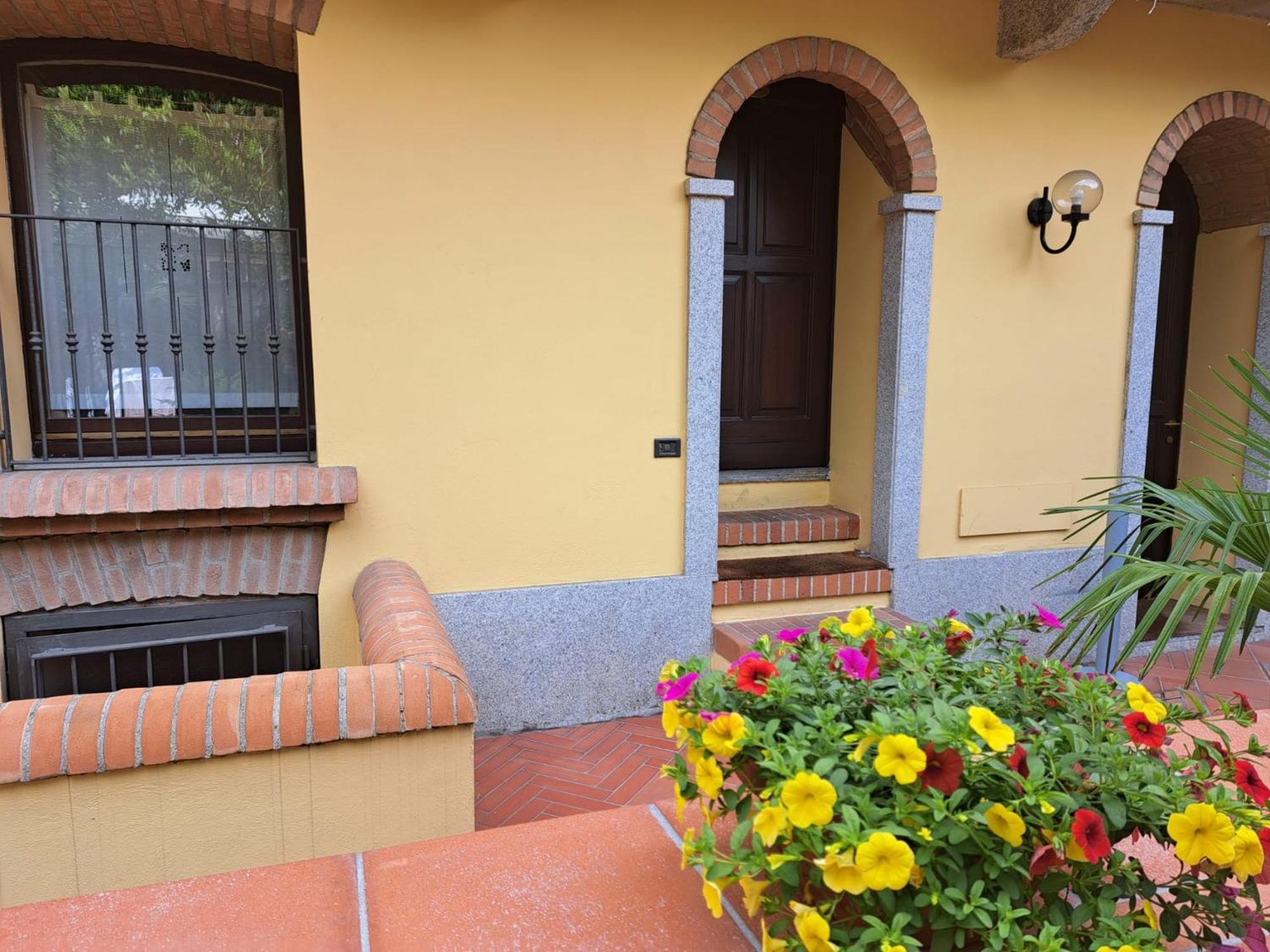 Monolocale Dalia Abbadesse Guest House Milano Eksteriør billede