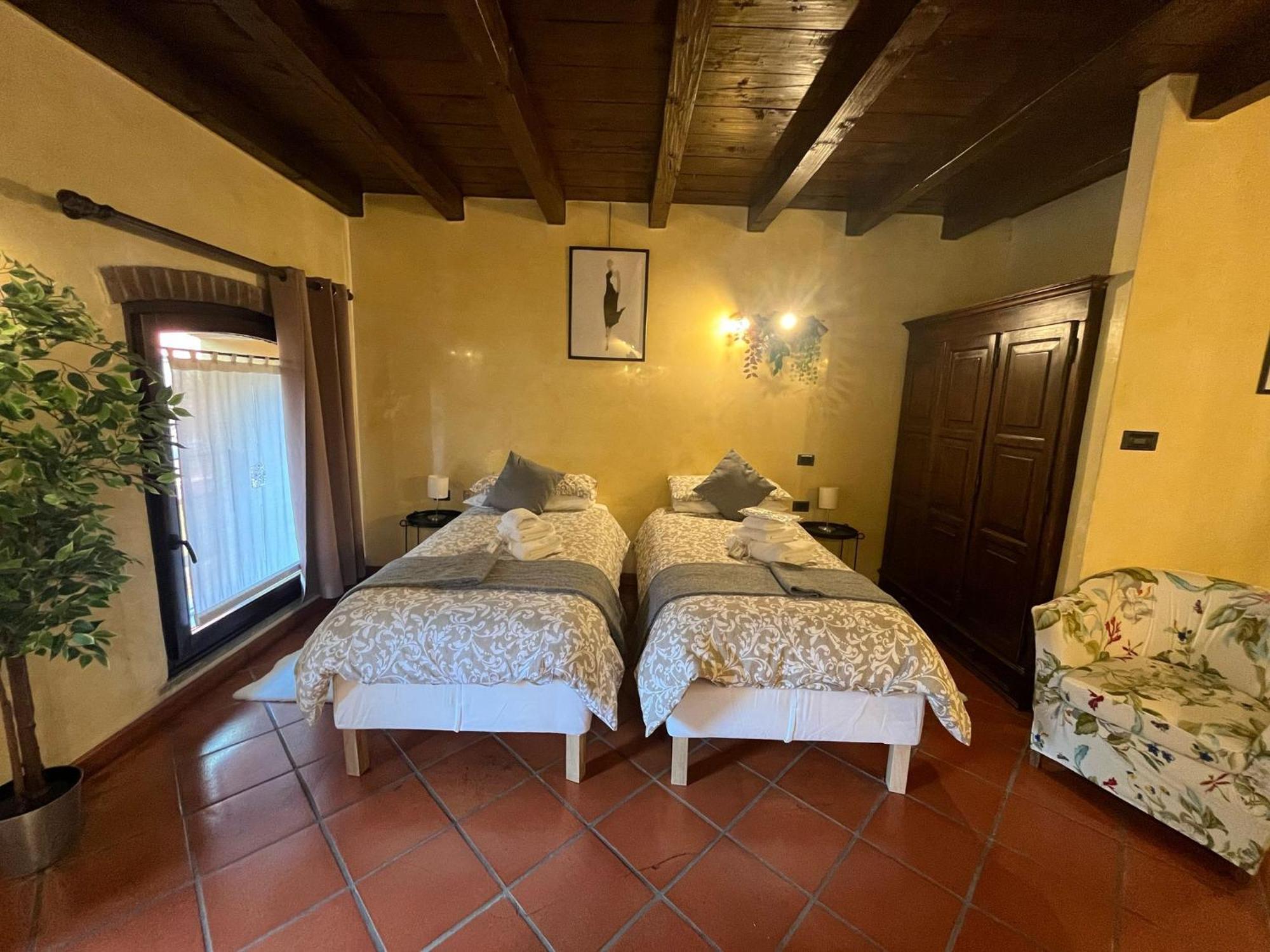 Monolocale Dalia Abbadesse Guest House Milano Eksteriør billede